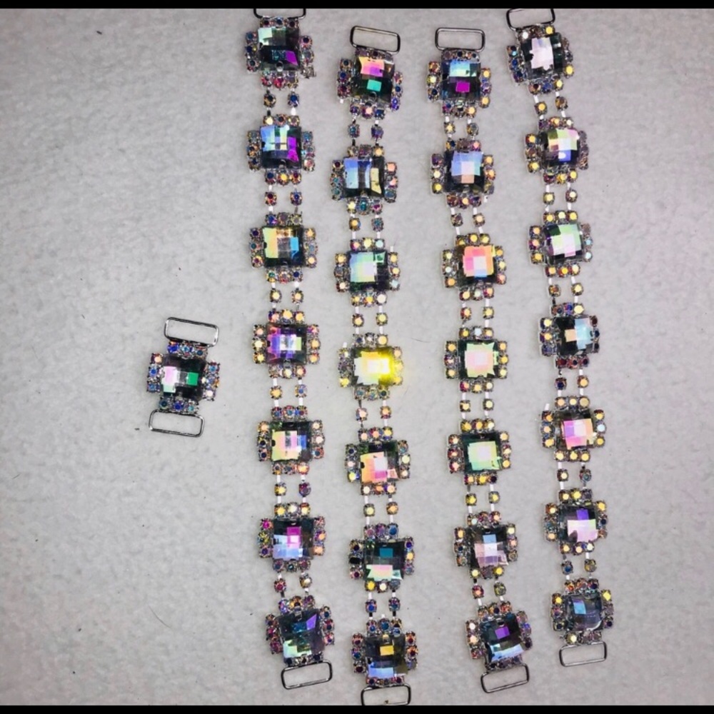 Crystal bunking connector set